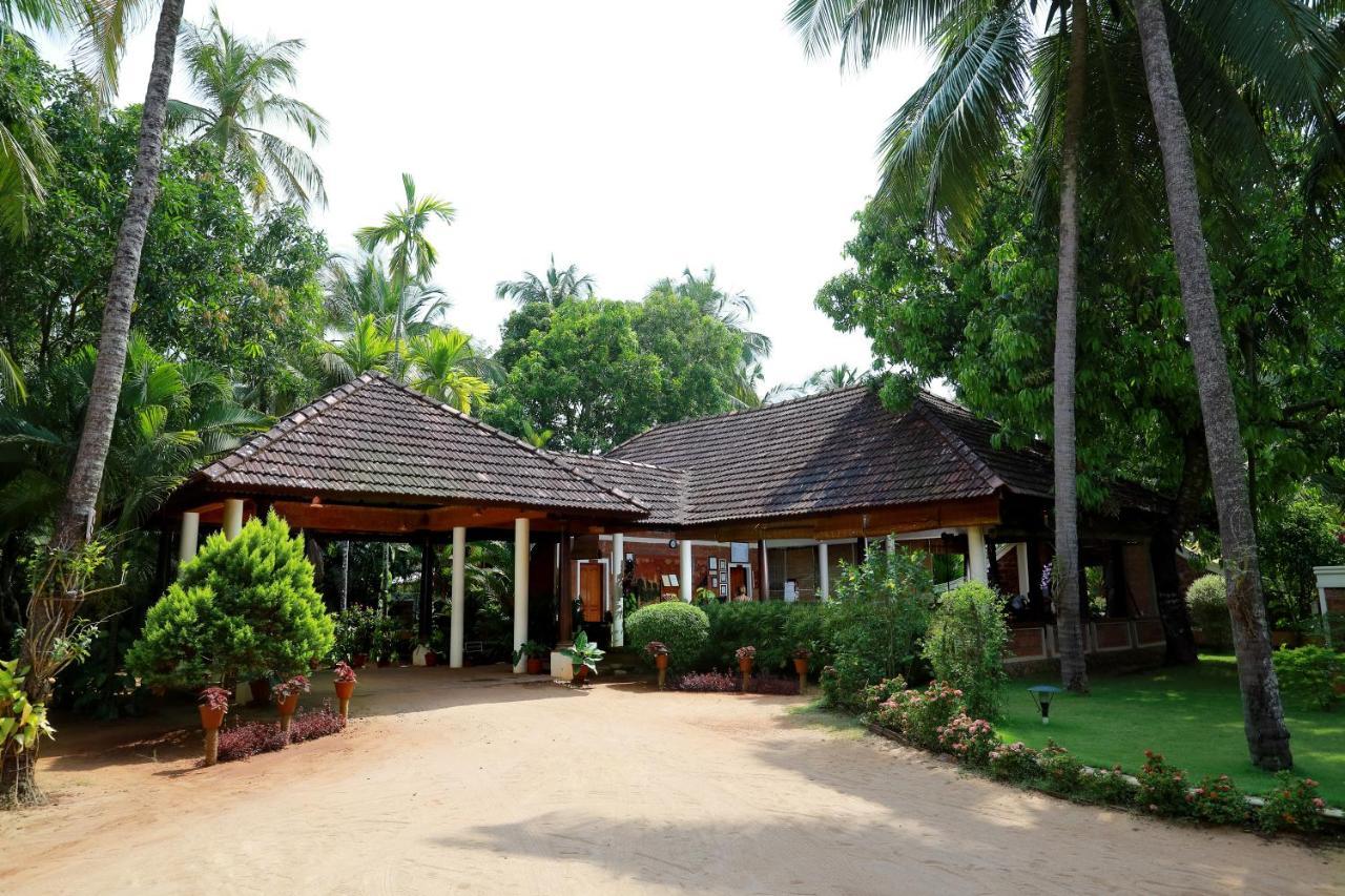 The Nattika Beach Resort Thrissur Zewnętrze zdjęcie